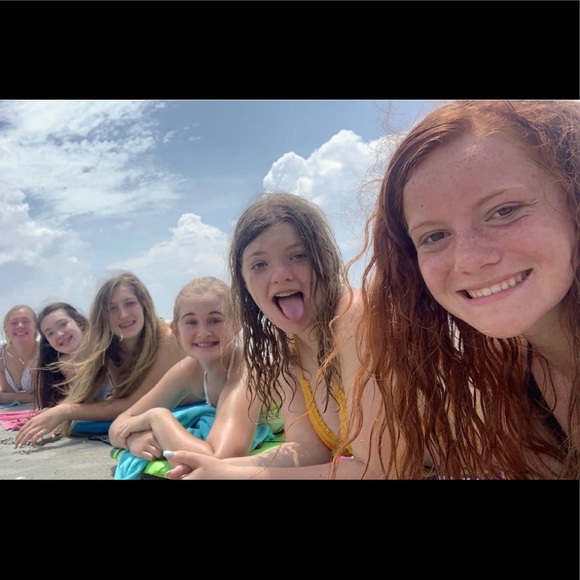 Meet your Posher, Meredith - Picture 13 of 15